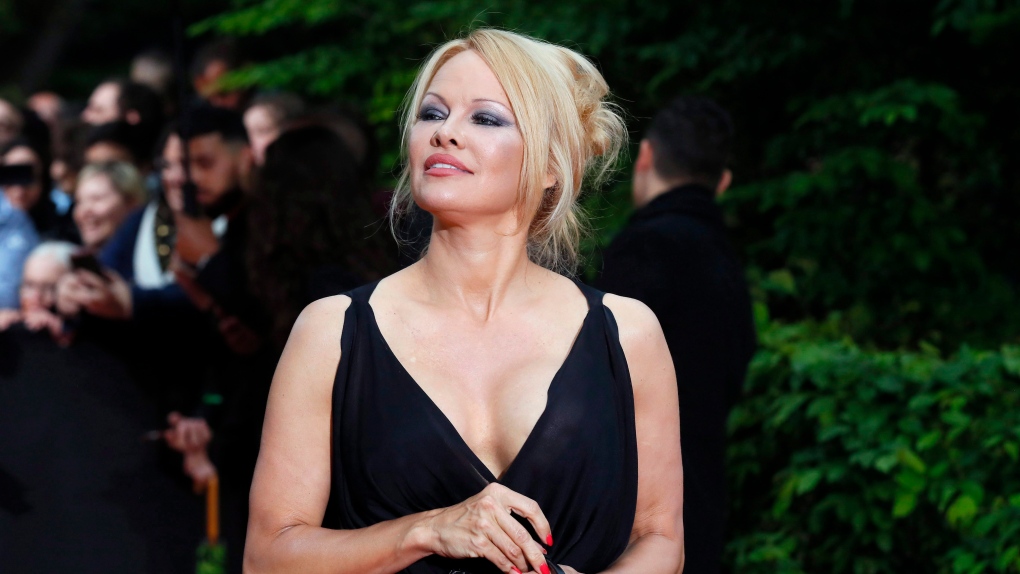 U.S. actress Pamela Anderson arrives at the UNFP (Union of French Professional Footballers) ceremony, in Paris, France, on May 19, 2019. (THE CANADIAN PRESS/AP, Francois Mori)