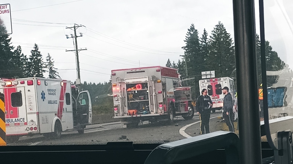 Coroner called to serious highway crash on Vancouver Island Witnesses