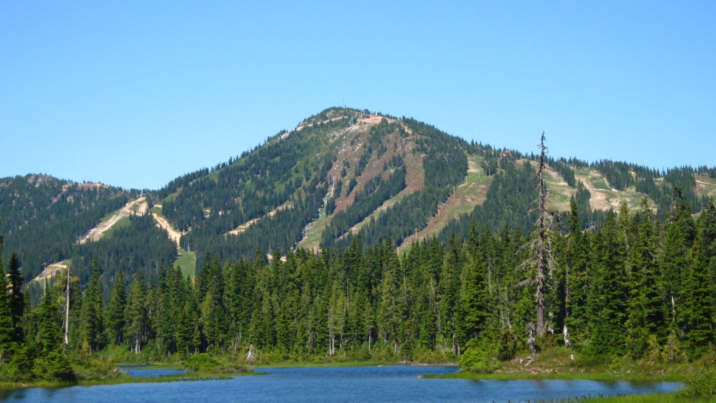 Mount Washington is seen in this photo by Wikipedia user YubYub41
